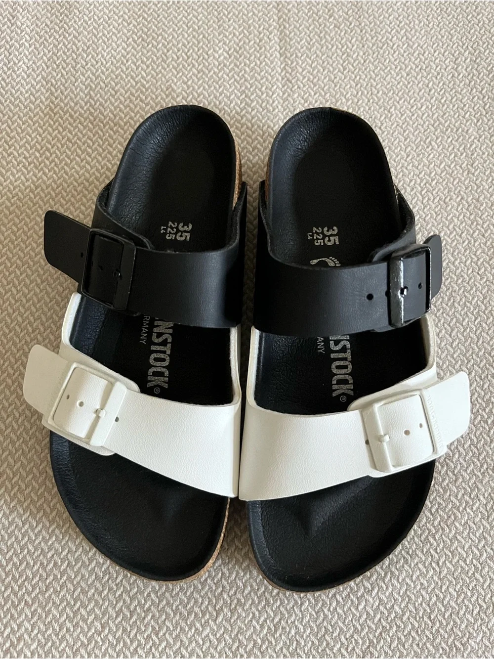 Birkenstock Women's Arizona Split Black & White Sandals Size 35/225/L4